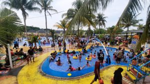 Kolam Renang Putri Duyung