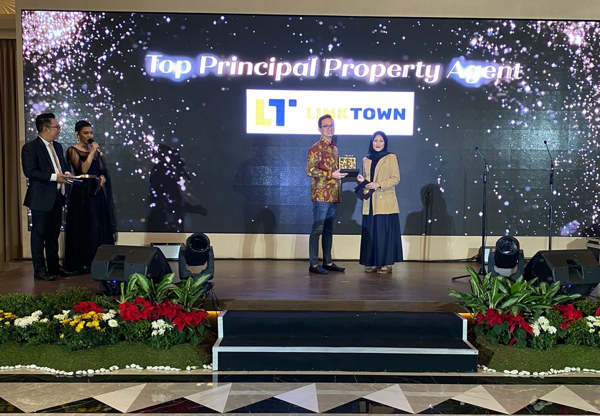 Linktown Sabet Penghargaan Top Principal Property Agent dari Podomoro Park