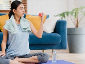 16 Contoh Olahraga Ringan di Rumah Agar Tubuh Tetap Sehat