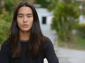 Inspirasi Gaya Rambut Pria Panjang Tapi Rapi