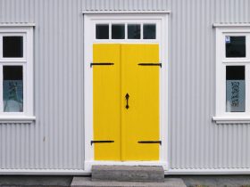 Apa Penyebab Kunci Pintu Tidak Bisa Diputar? Simak Ini!