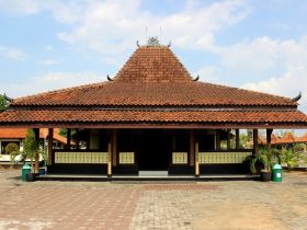 Jenis – Jenis Rumah Adat Jawa Tengah Beserta Keunikannya