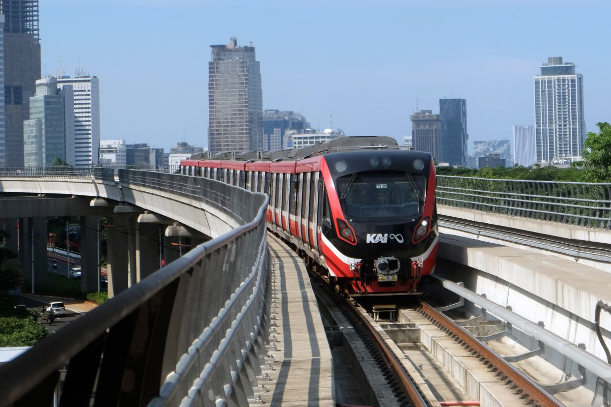 Rumah Dekat Stasiun LRT Jabodebek: Solusi Bebas Macet dan Investasi Paling Cuan Rumah Dekat Stasiun LRT Jabodebek: Solusi Bebas Macet dan Investasi Paling Cuan