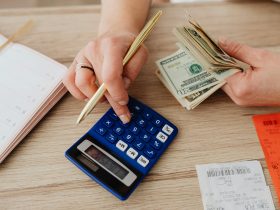 Gaji UMR Bisa Punya Rumah? Ini Simulasi Realistis dan Strategi Mengaturnya Gaji UMR Bisa Punya Rumah? Ini Simulasi Realistis dan Strategi Mengaturnya