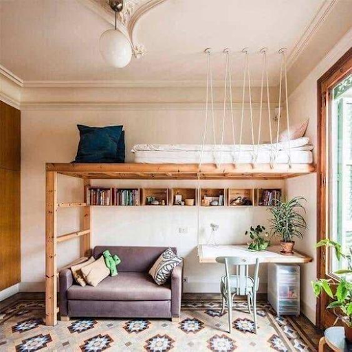 Kamar Tidur dengan Tempat Tidur Susun dan Ruang Dibawah