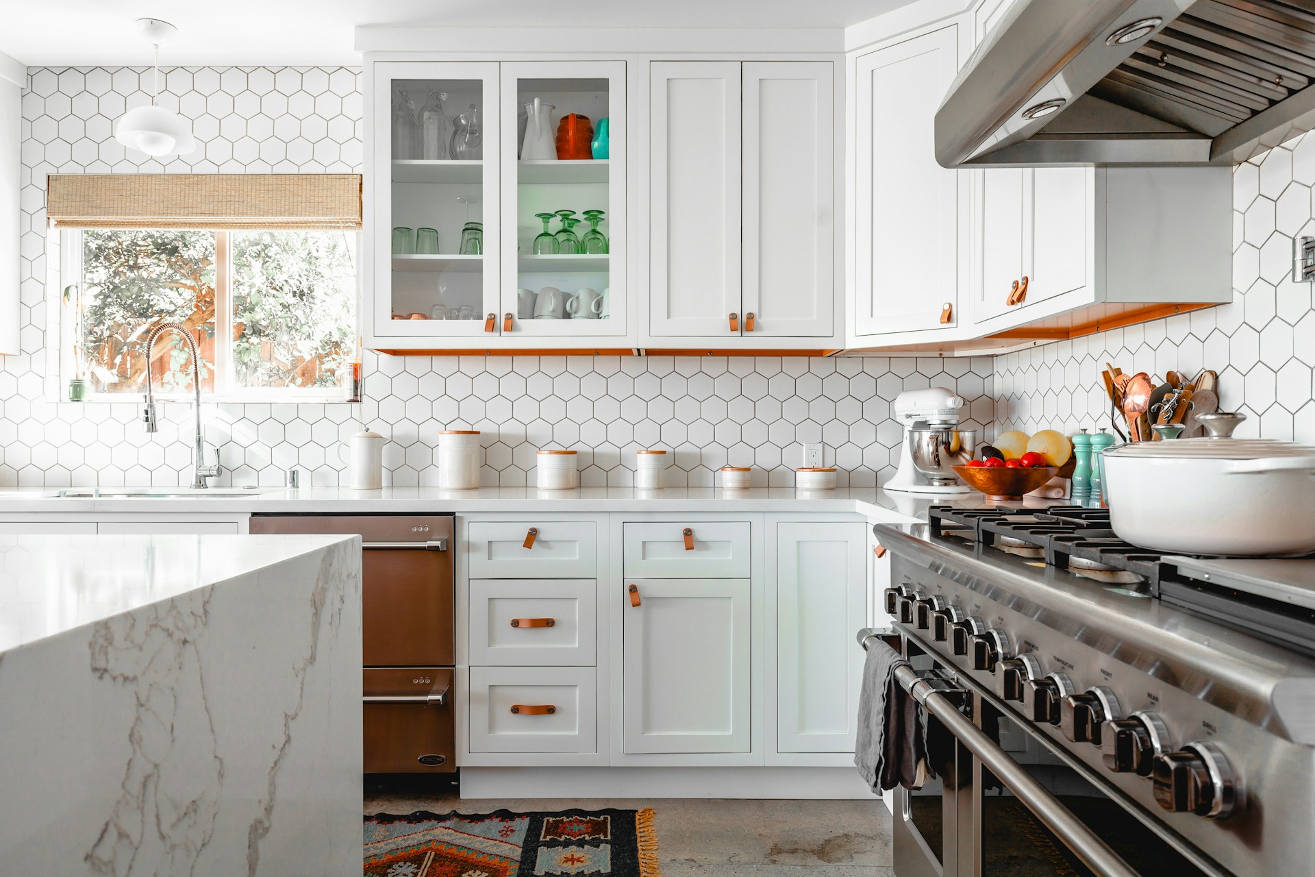 10 Bahan Pembuatan Kitchen Set yang Perlu Diketahui
