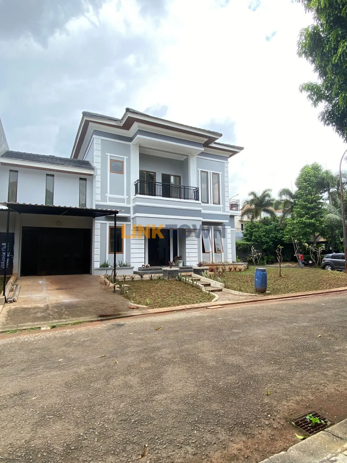 Dijual Rumah Cantik Modern Full Renov posisi Hook di Kota Wisata Cibubur