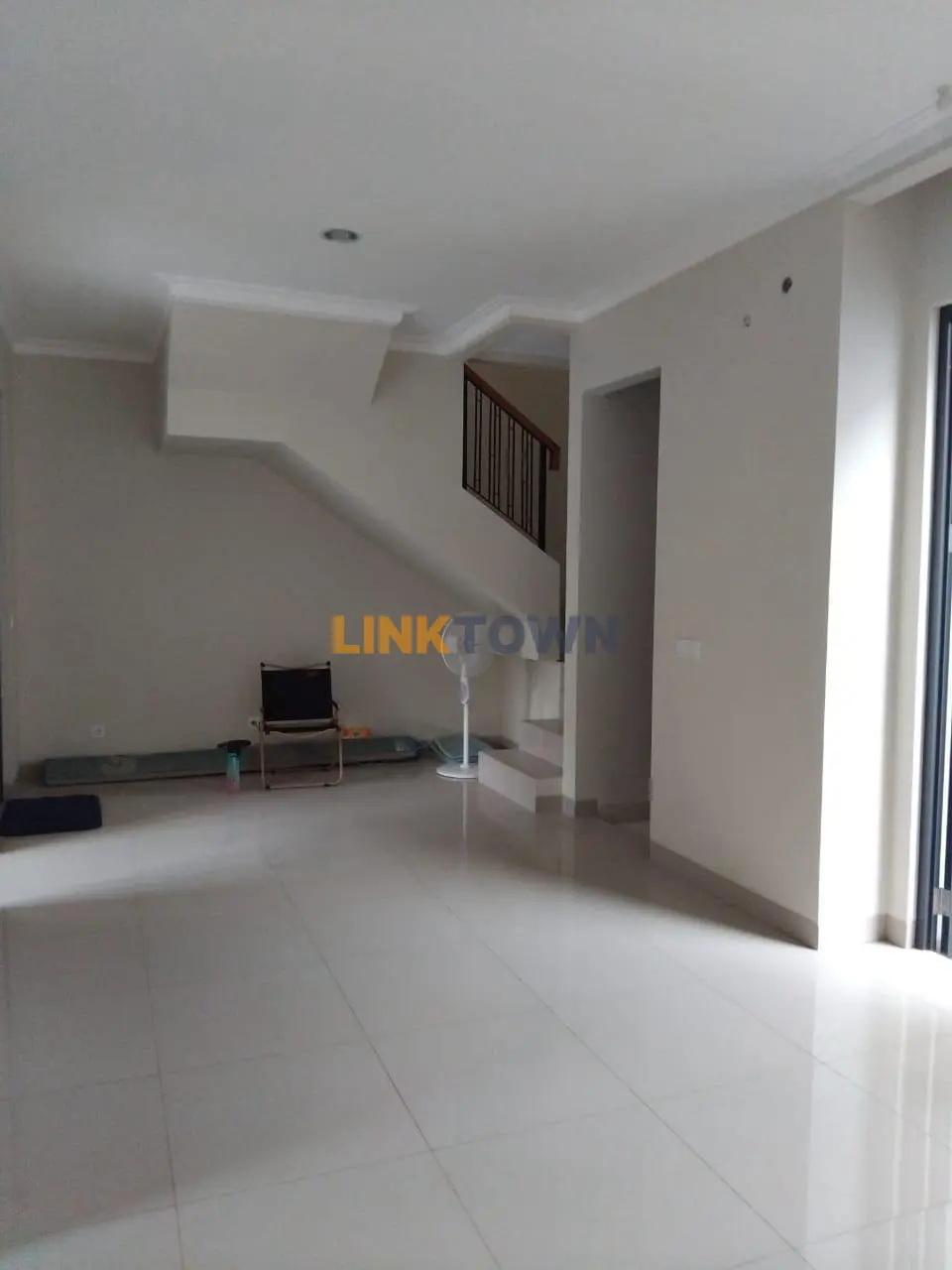 Dijual Rumah Minimalis Modern di cluster Baru Kota Wisata Cibubur