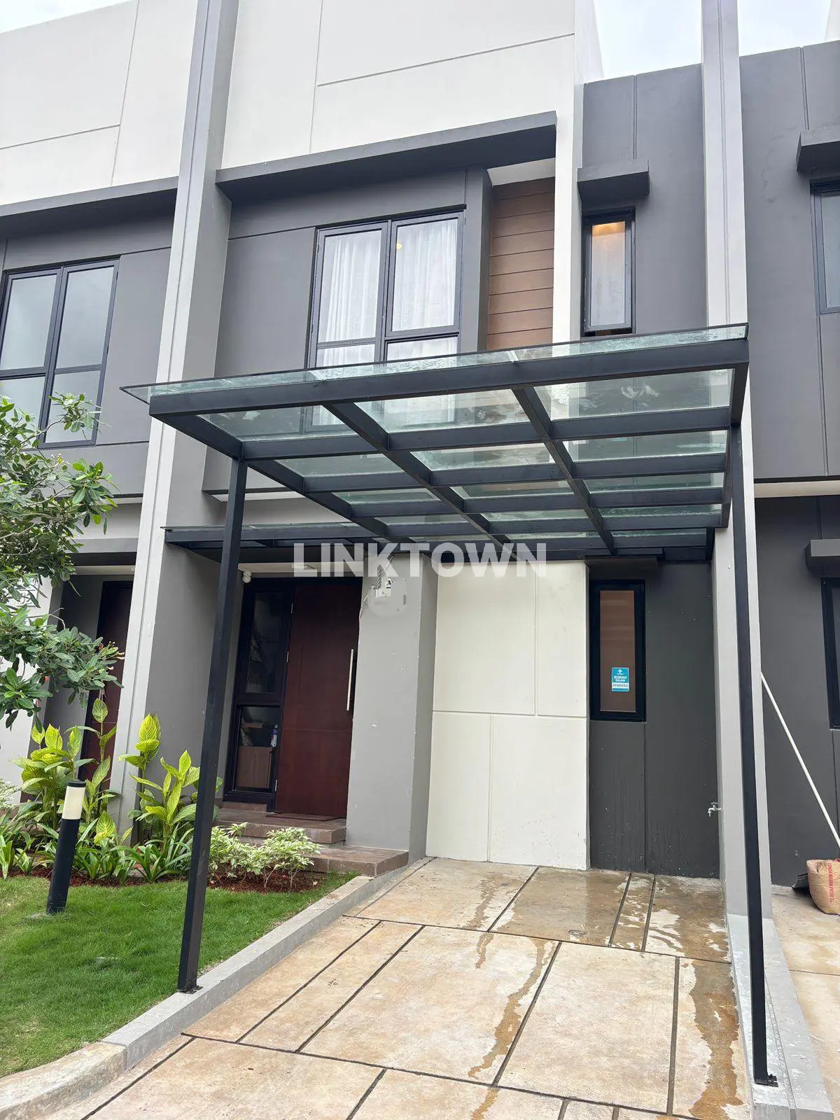 Sewa Cepat Rumah Furnish Siap Huni di Summarecon Crown Gading