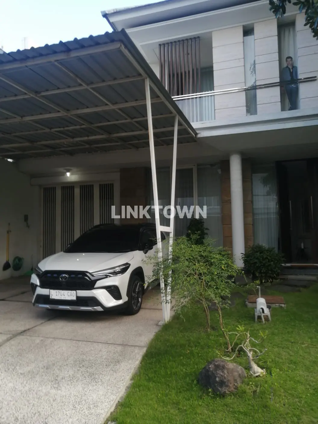 Rumah 2 Lantai Semi Furnished di Wisata Bukit Mas Surabaya