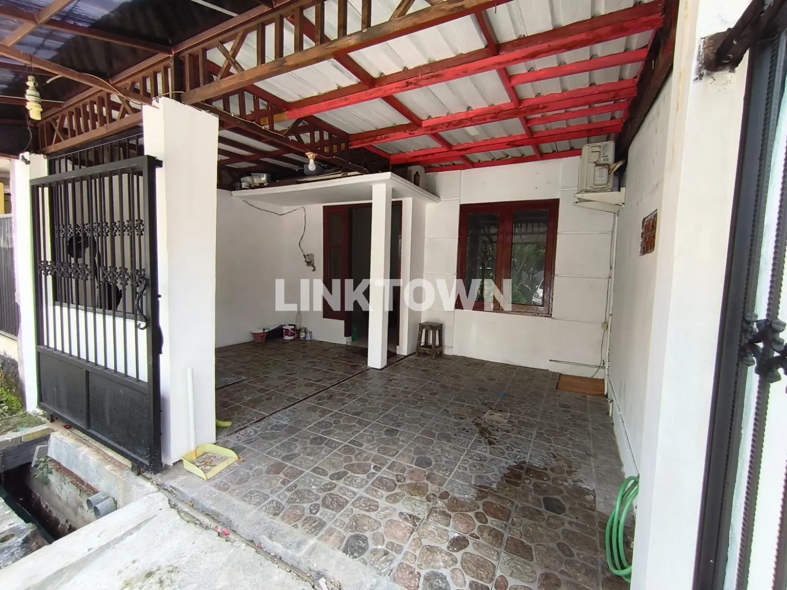 Nego Sampai Deal Rumah di Griya Amerta Surabaya