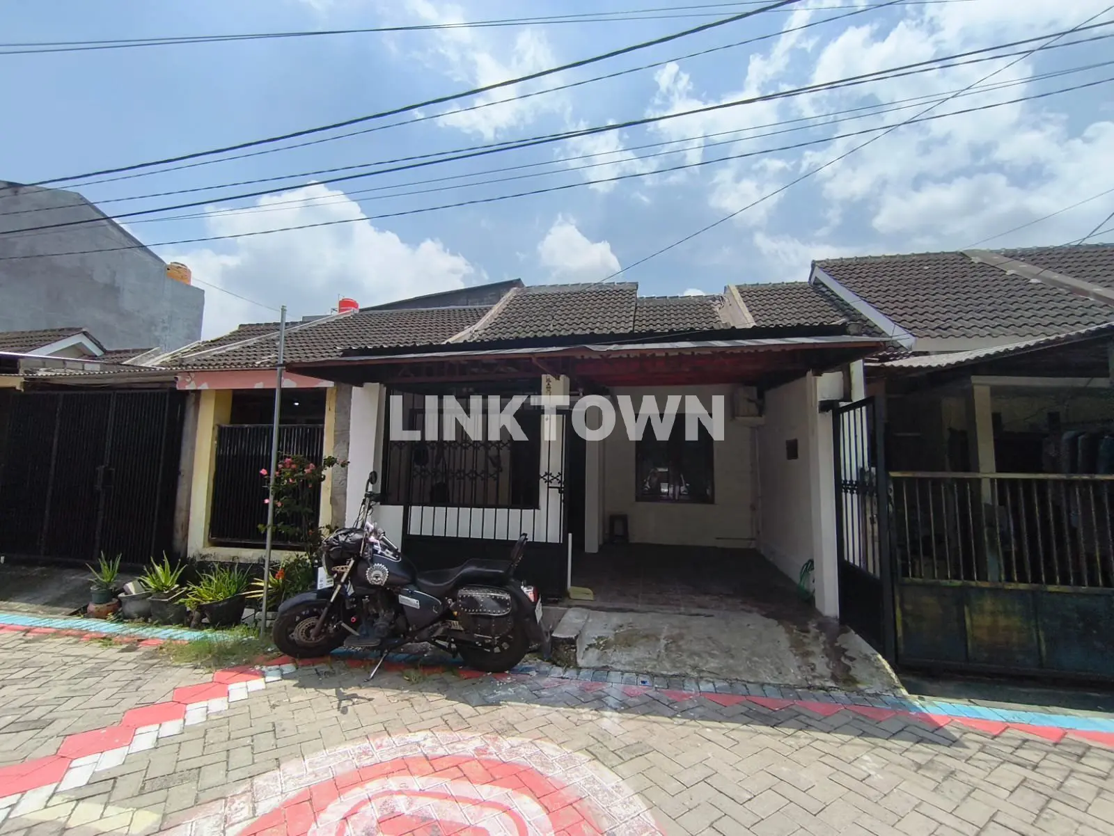 Nego Sampai Deal Rumah di Griya Amerta Surabaya