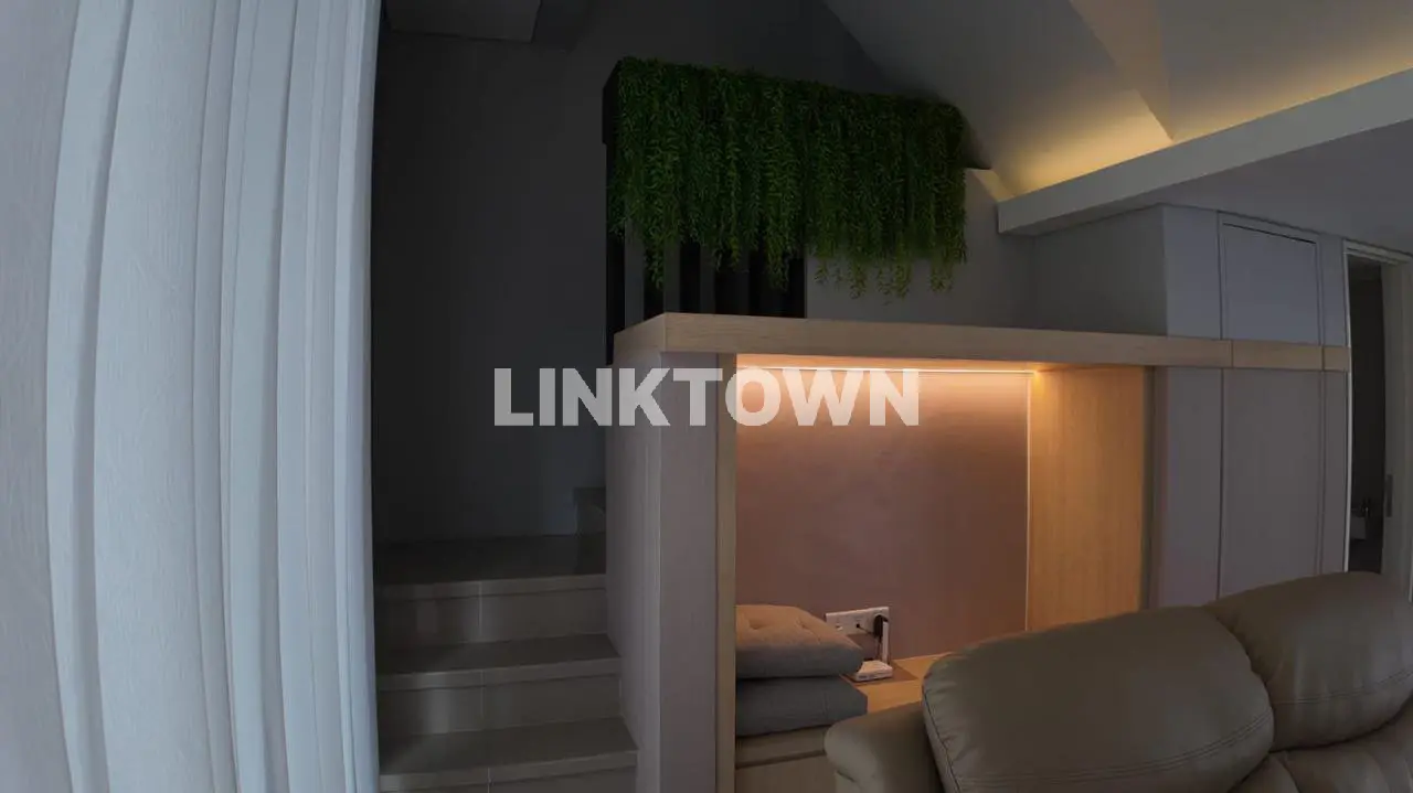 Rumah Full Furnished 2 Lantai Split Level di Northwest Central Surabaya Akses Dekat ke Rs Bhakti Dharma Husada