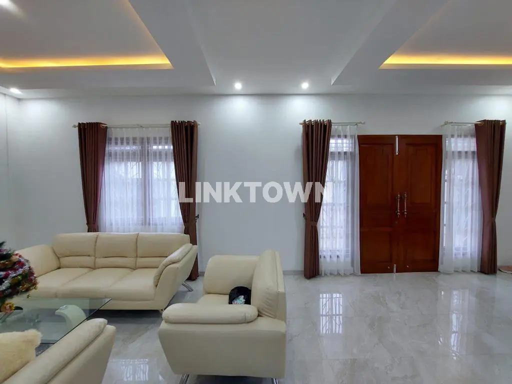 Dijual Rumah Mewah dengan View Gunung Merbabu di Nakula Salatiga 10 Menit ke Pusat Kota