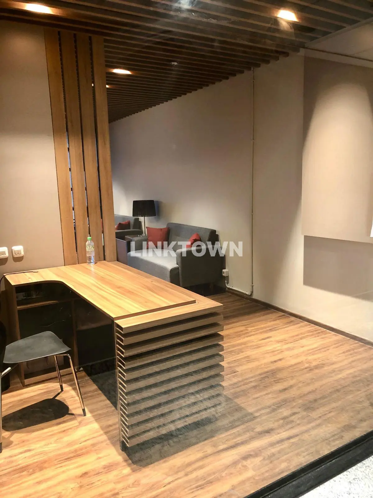Full Furnished Cocok untuk Kantor dengan City View Connecting dengan Ciputra World Surabaya