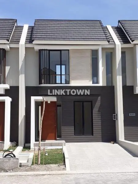 Pasti Murah Rumah 2 Lantai di Northwest Lake Surabaya Barat