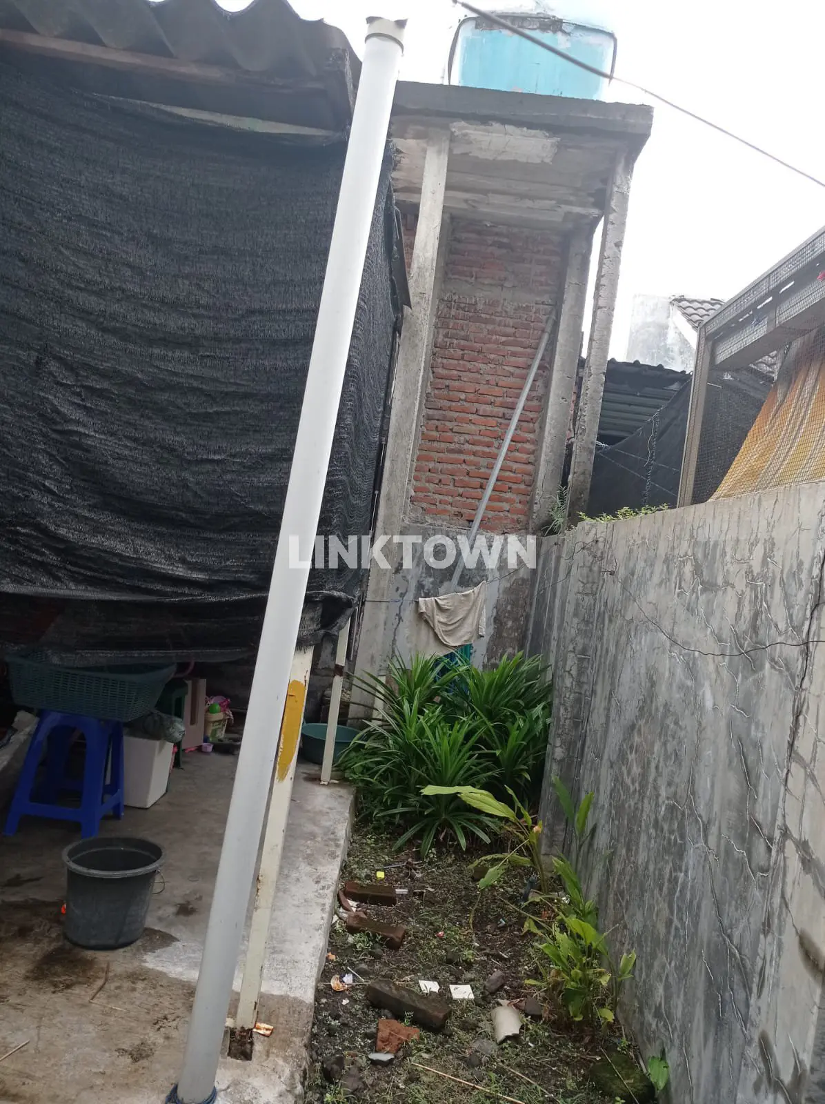 Rumah Semifurnished Paling Murah di Sapphire Residence Dekat Jalan Lingkar Timur