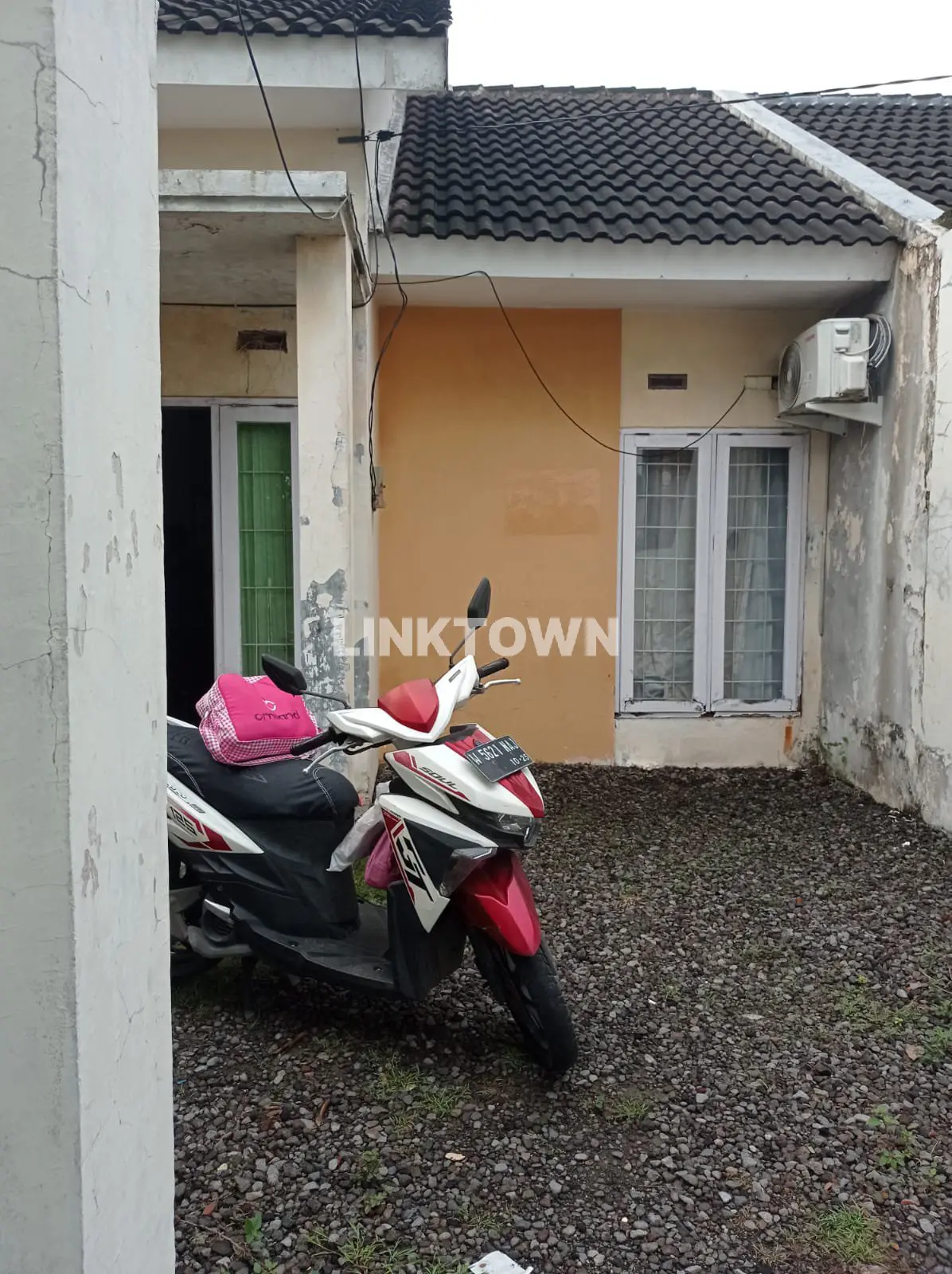 Rumah Semifurnished Paling Murah di Sapphire Residence Dekat Jalan Lingkar Timur