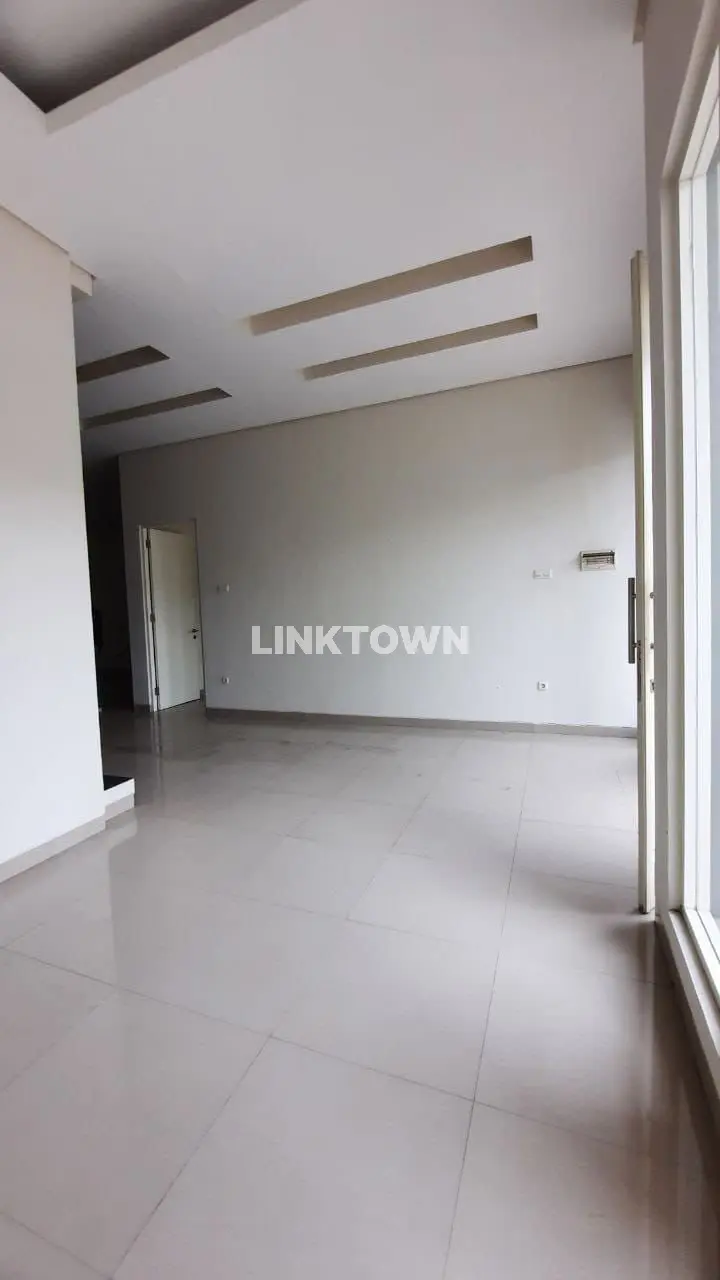Under Market Rumah Baru Gress di Manyar Jaya Lokasi Strategis