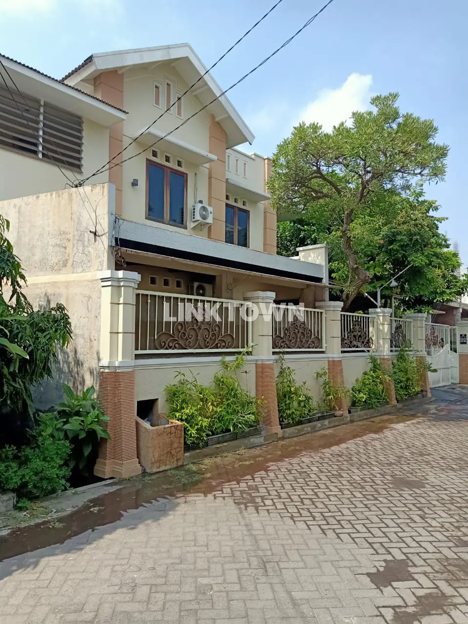 Dijual Rumah 2 Lantai di Mojo Kidul Pusat Kota Surabaya Dekat Stasiun Gubeng