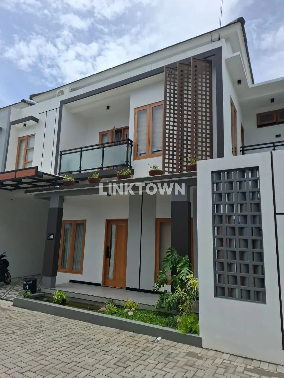 Disewakan Rumah Sudah Fully Furnished di Mangesti Raya Sukoharjo