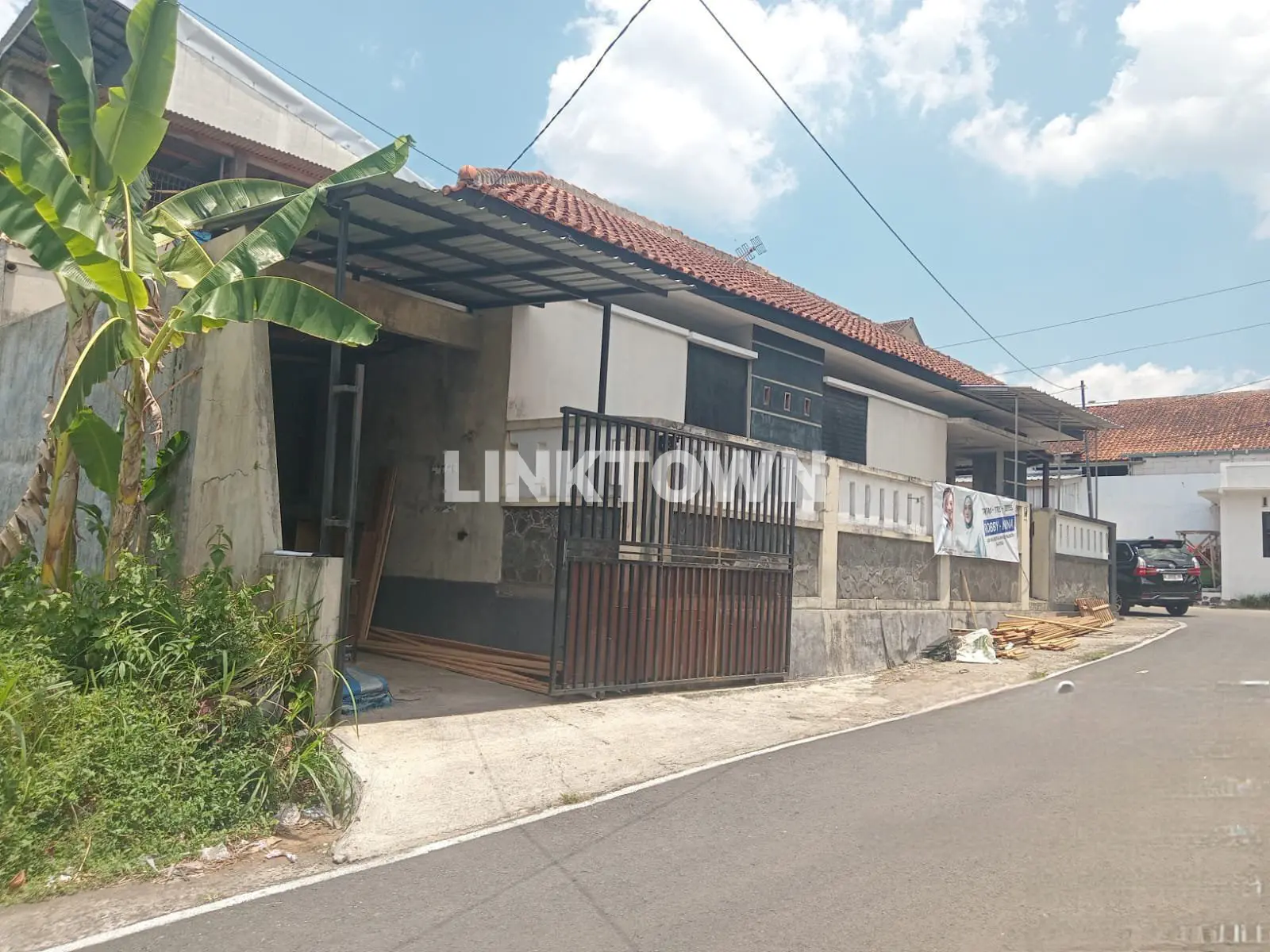 Murah Rumah 1 Lantai Selangkah ke Pusat Kota di Argomulyo Salatiga