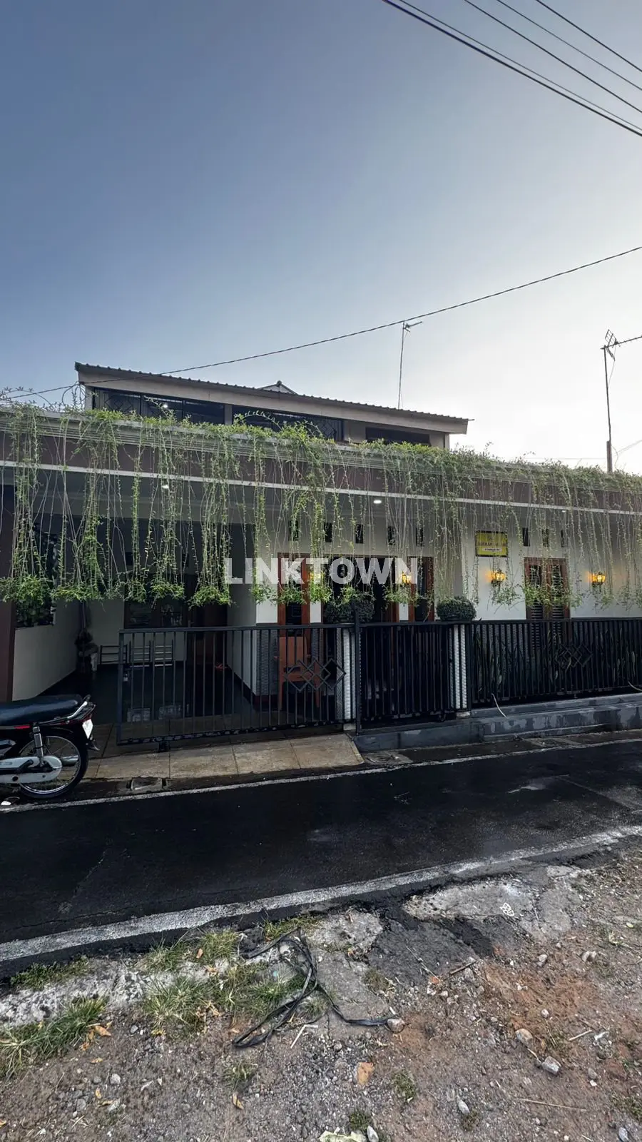 Dijual Rumah Cantik Tengah Kota Salatiga Dekat dengan Pusat Perbelanjaan di Kalioso