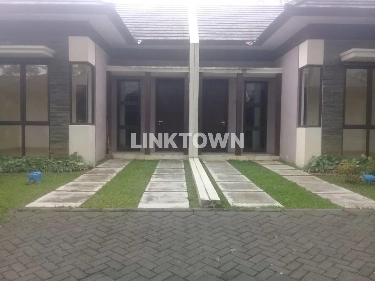 Dijual Rumah The Breeze Sentul Bogor