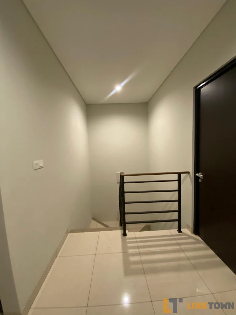 Linktown Summarecon Bekasi
