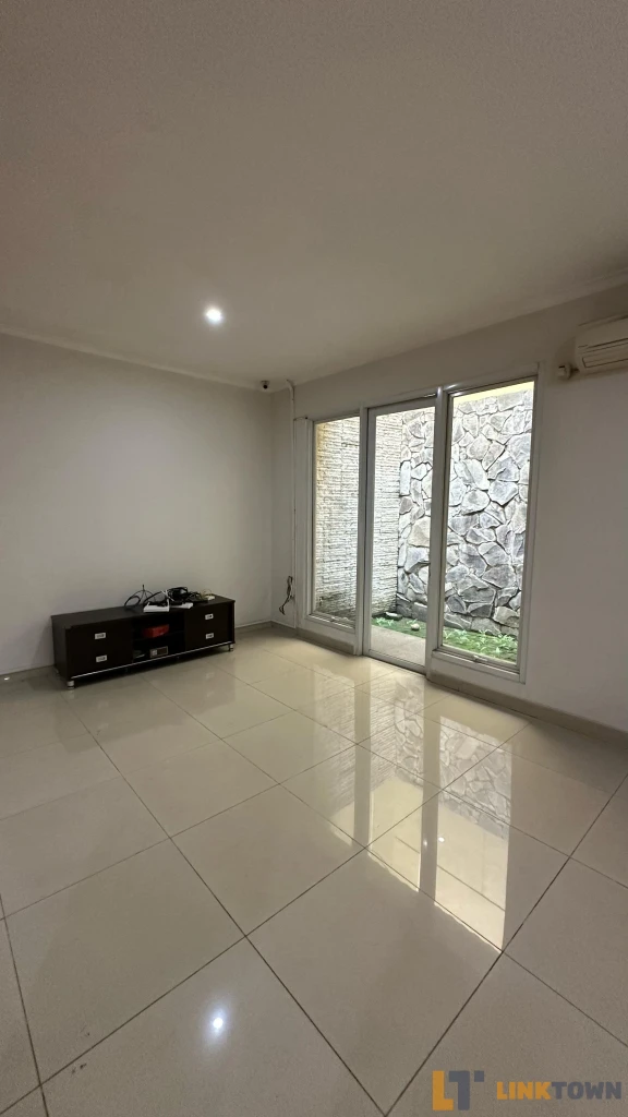 Perumahan Paramount Cluster Fiordini Siap Huni Nego