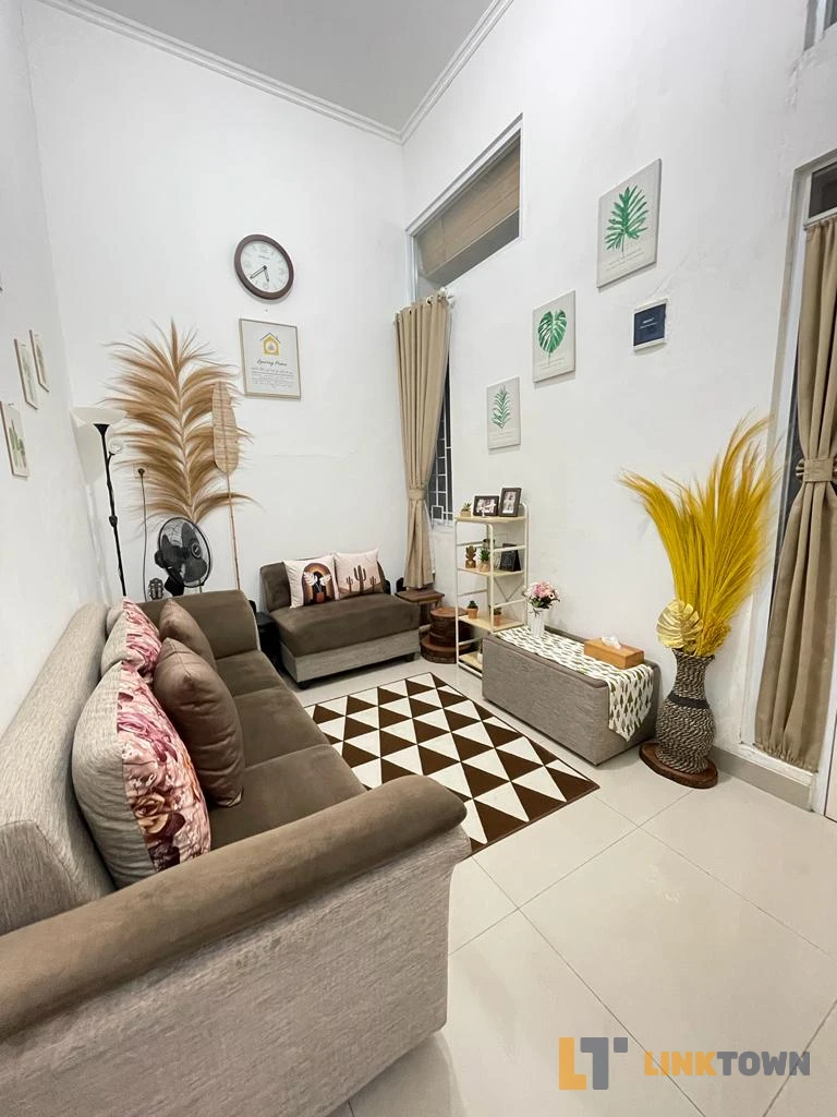 Perumahan Pinewood Topaz Regency Full Furnished Nego