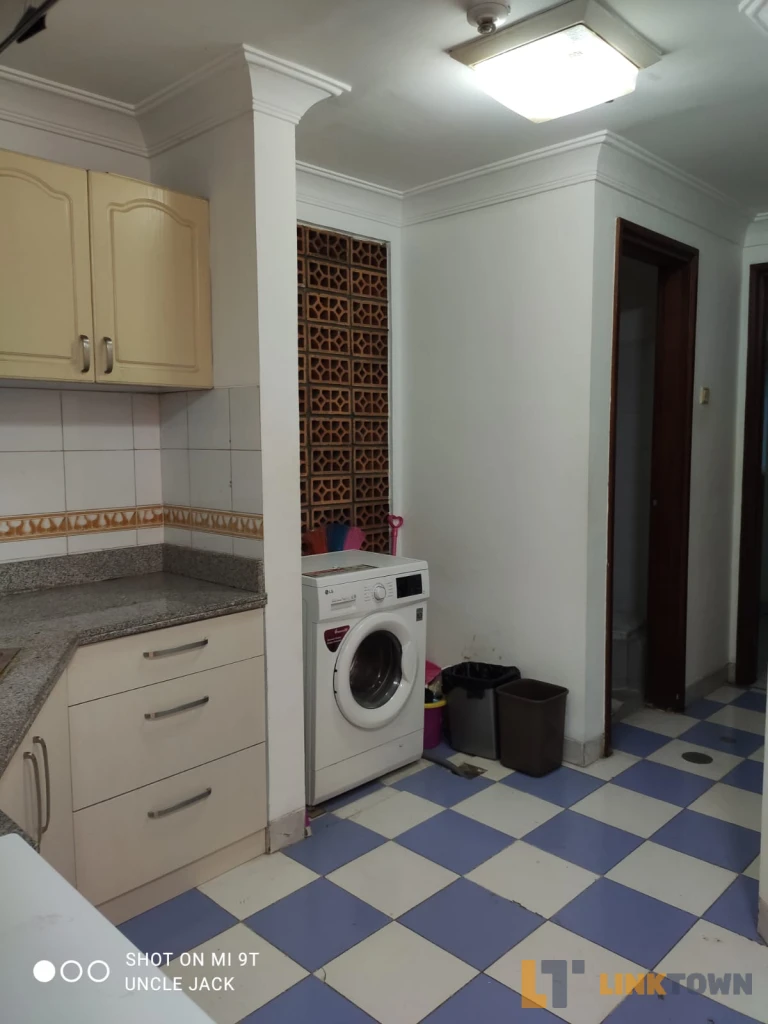 Linktown Penthouse Apartemen Mitra Oasis