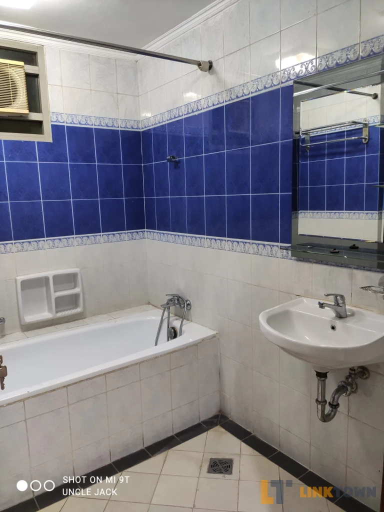 Linktown Penthouse Apartemen Mitra Oasis