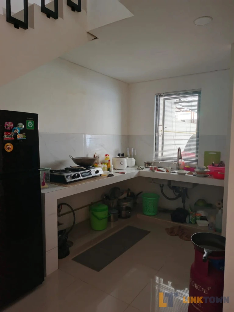 Linktown Taman Modern Jakarta Timur