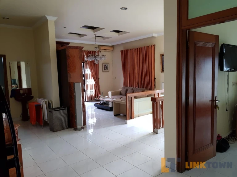 Linktown Grogol Jakarta Barat