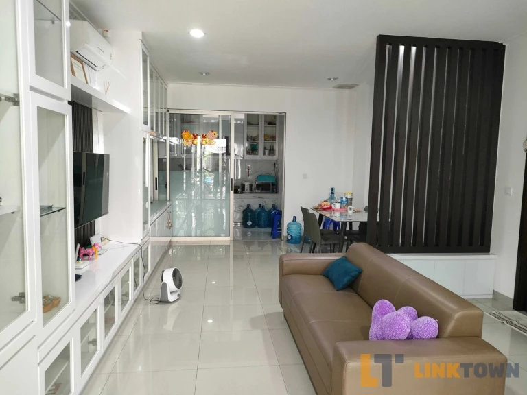 Linktown Rumah PIK 2
