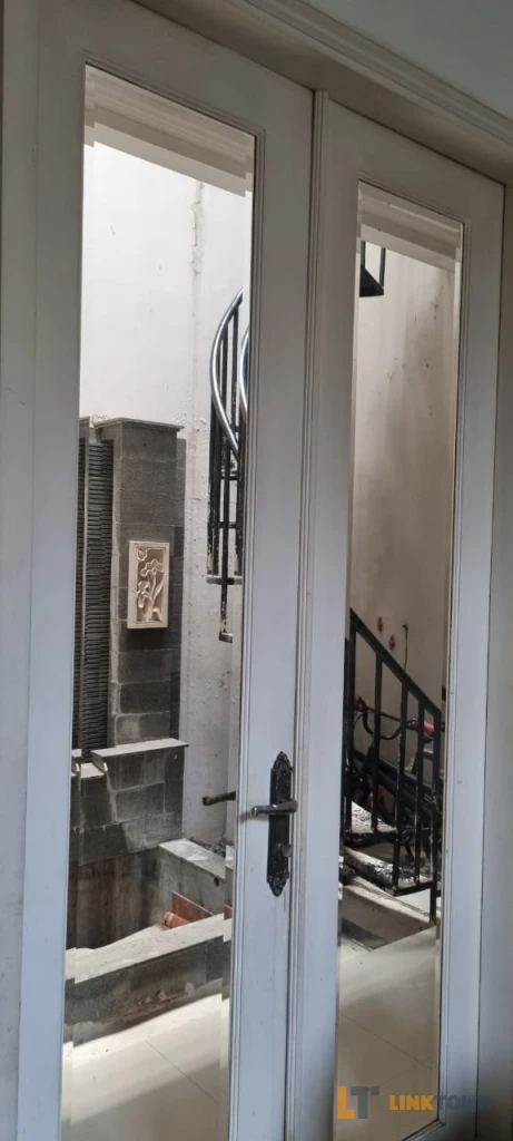Linktown Tebet Jakarta Selatan
