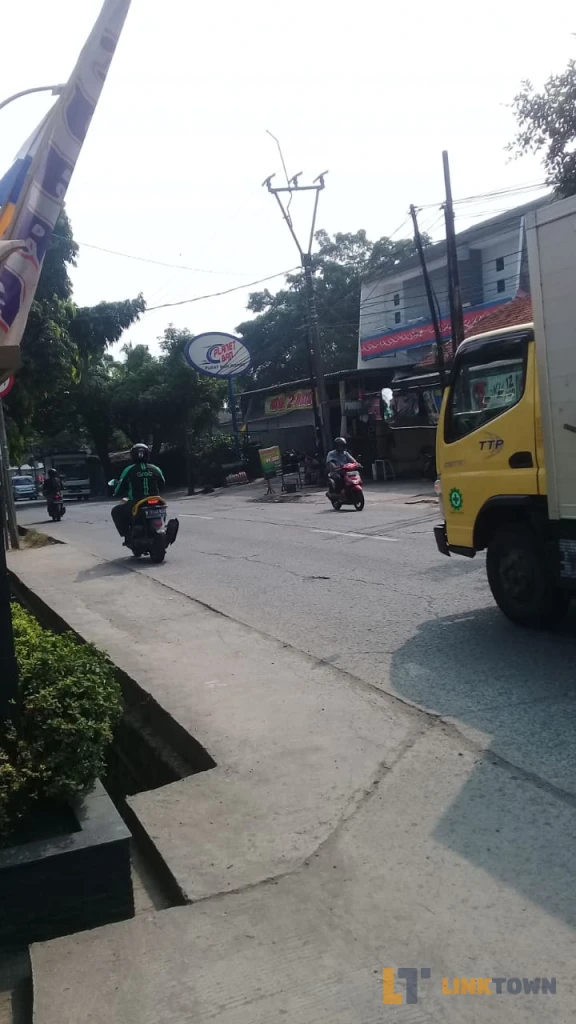 Linktown Ruko Bekasi