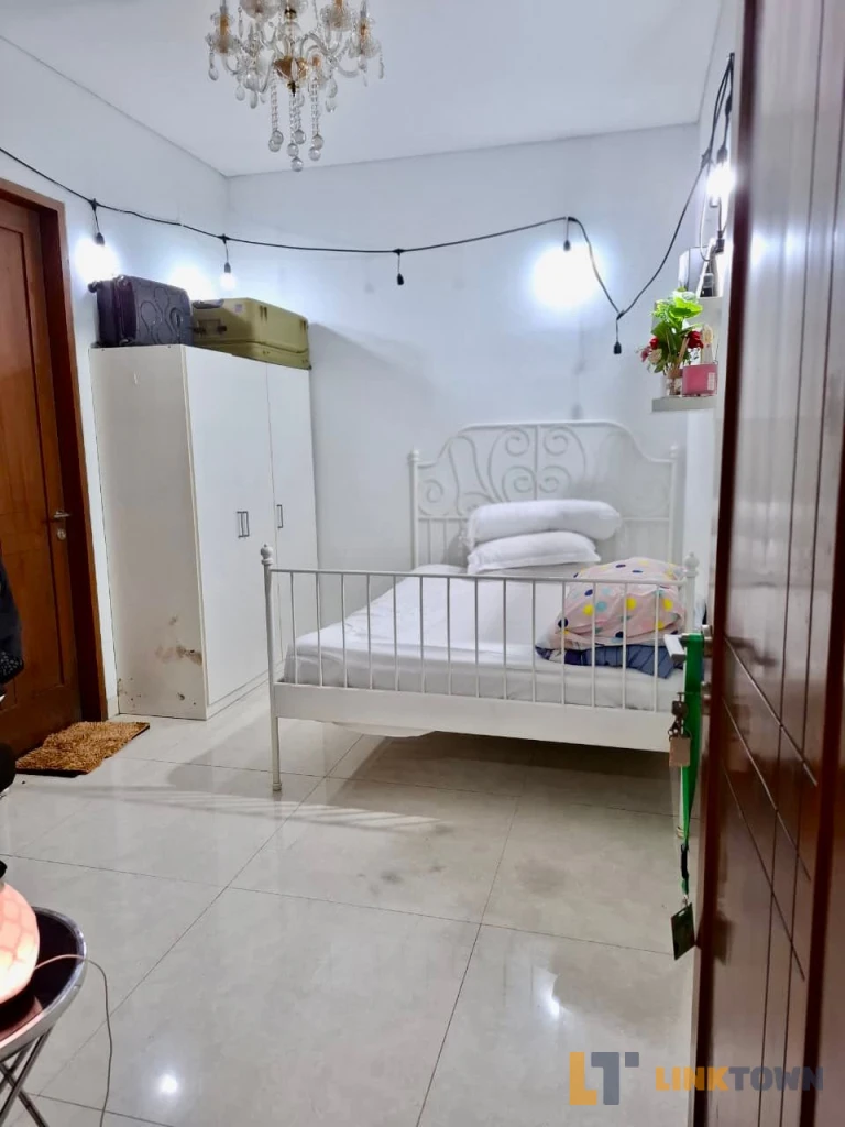 Linktown Pejaten Jakarta Selatan