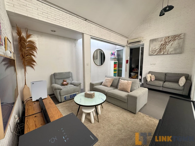 Linktown Jakarta Garden City