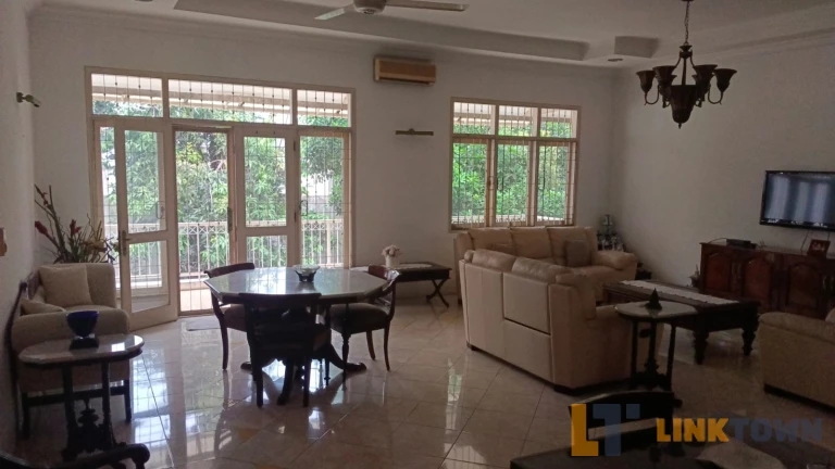 Linktown Pondok Labu Jakarta Selatan