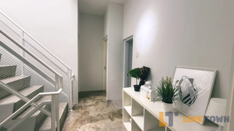 Linktown Cirendeu Jakarta Selatan
