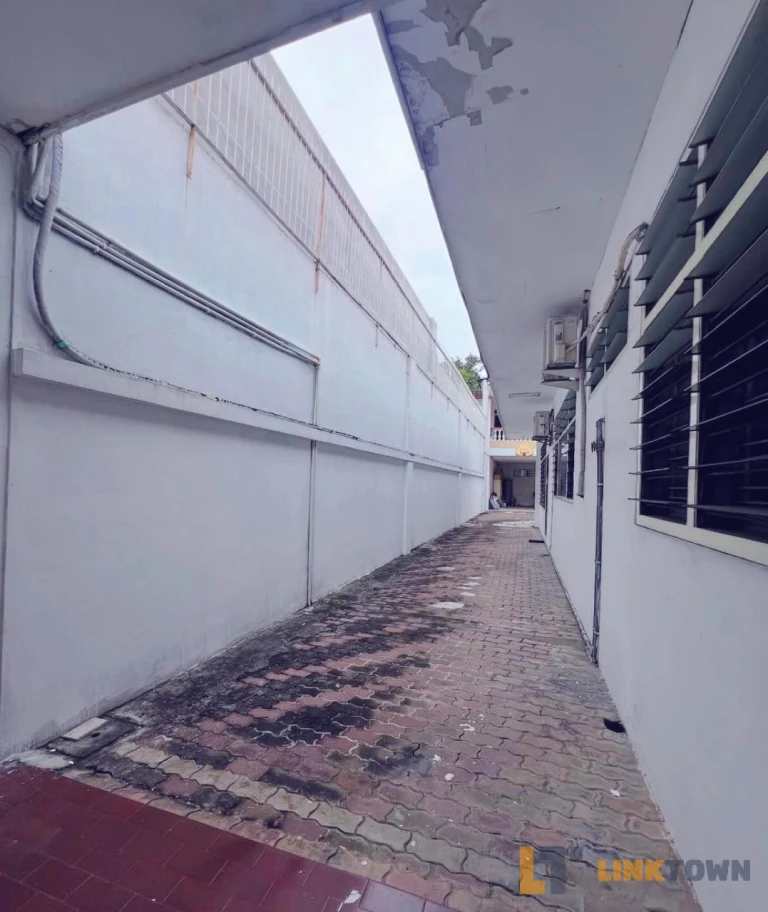 Perumahan Luas Tengah Kota Jl. Argopuro Sawahan Surabaya