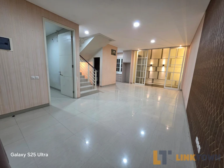 Perumahan Premium Greenlake Blok CG Citraland Surabaya 
