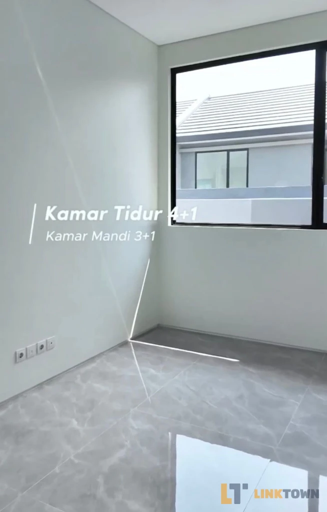 Dijual Rumah Esklusif dengan Attic Room Di Citraland Utama Surabaya