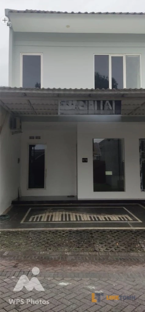 Rumah Luas Alam Hijau Citraland Surabaya 