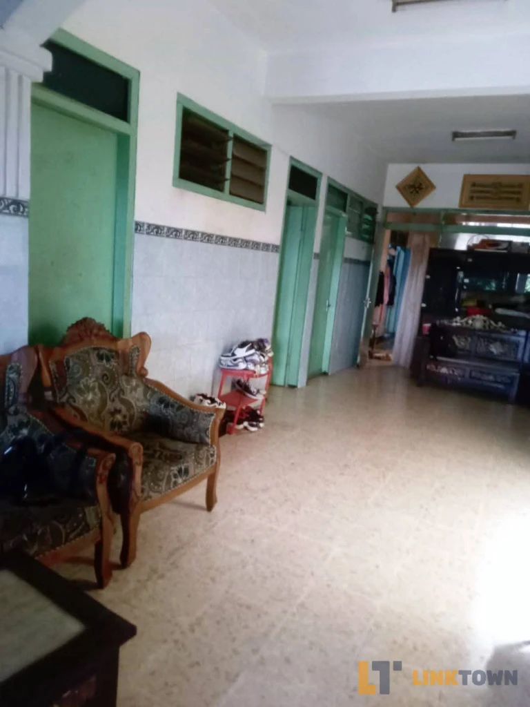 Rumah Luas 14 Kamar di Gubeng Surabaya