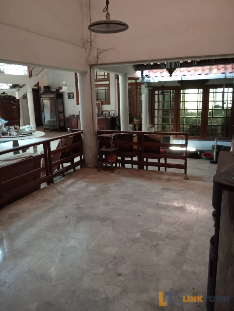 Perumahan Raya Darmo Permai Timur Surabaya 