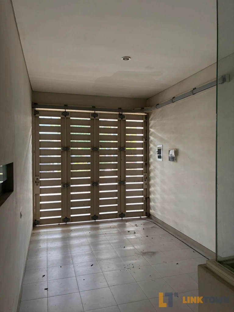 Hunian Modern Citraland Greenlake Type Kioga Surabaya Barat 