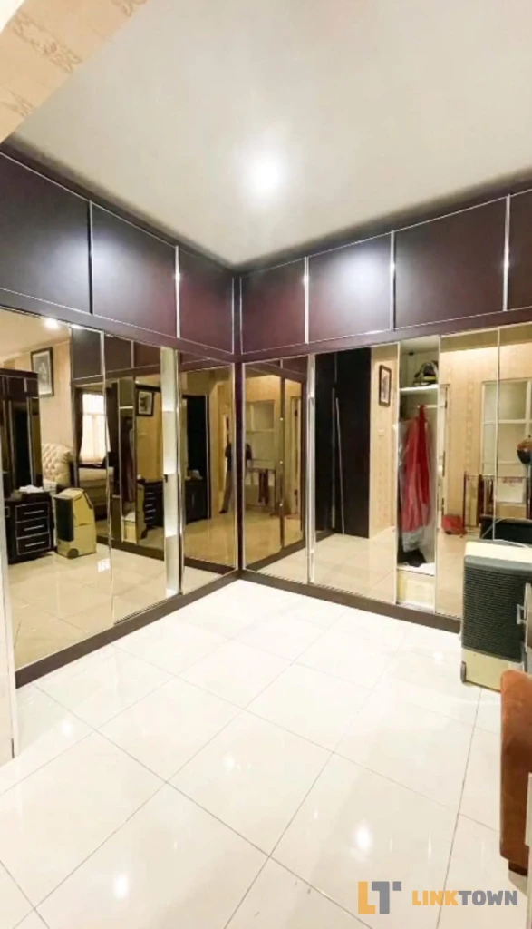 Linktown Taman Royal 1 Tangerang